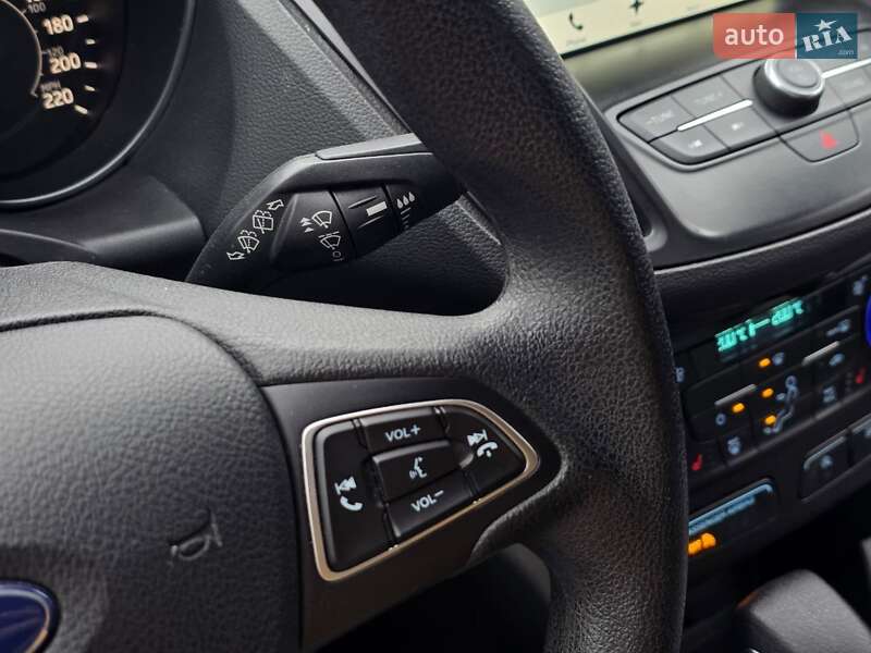 Внедорожник / Кроссовер Ford Escape 2017 в Тернополе