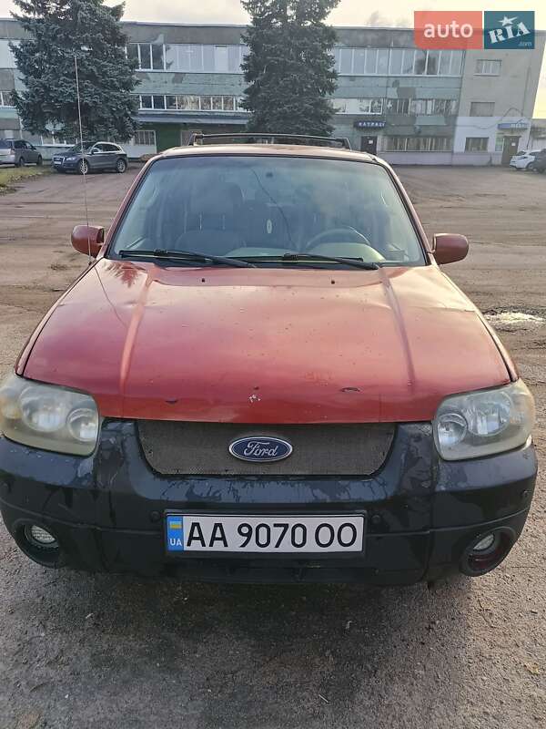 Внедорожник / Кроссовер Ford Escape 2006 в Чернигове