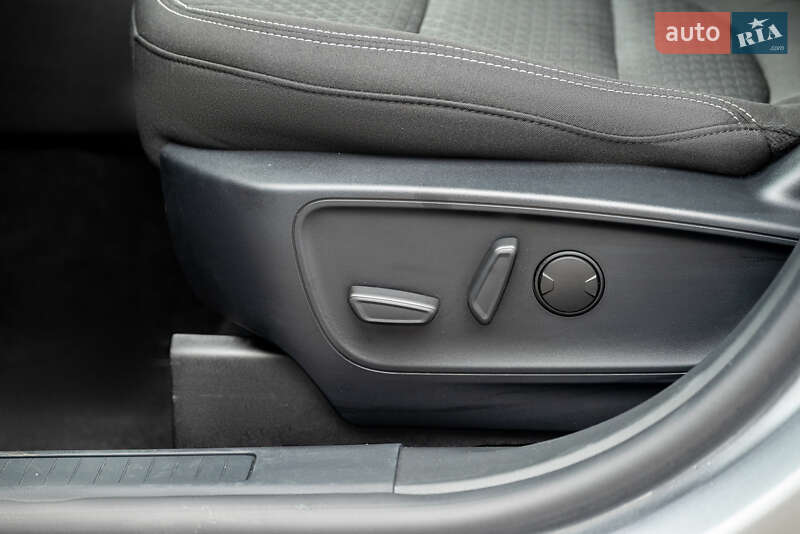 Внедорожник / Кроссовер Ford Escape 2024 в Коломые