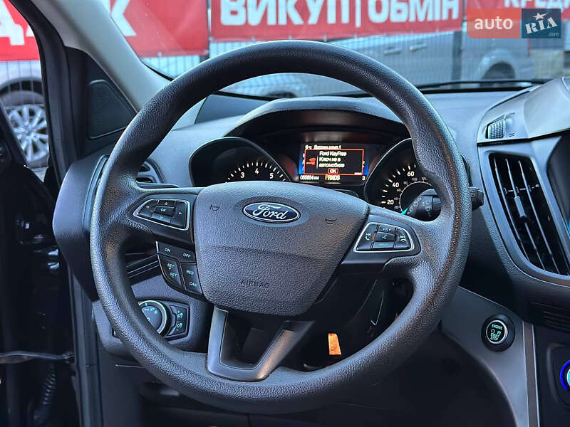 Внедорожник / Кроссовер Ford Escape 2019 в Днепре