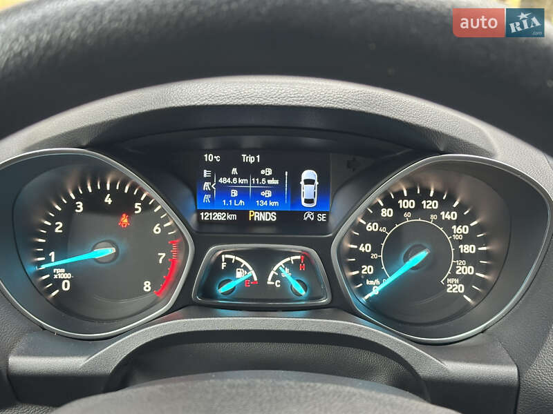 Внедорожник / Кроссовер Ford Escape 2017 в Киеве