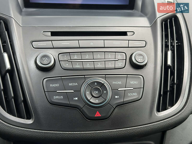 Внедорожник / Кроссовер Ford Escape 2017 в Киеве