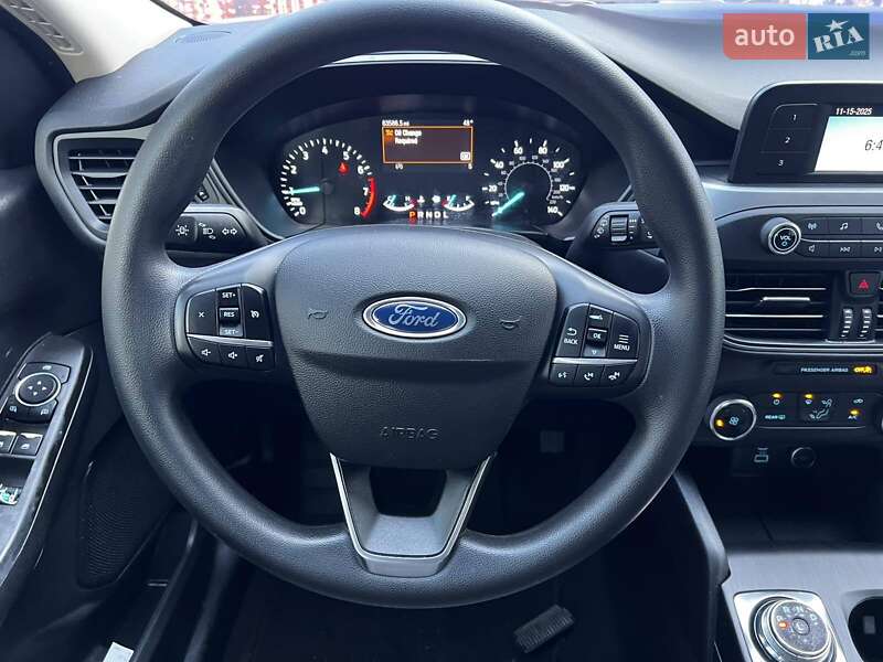 Внедорожник / Кроссовер Ford Escape 2020 в Черкассах