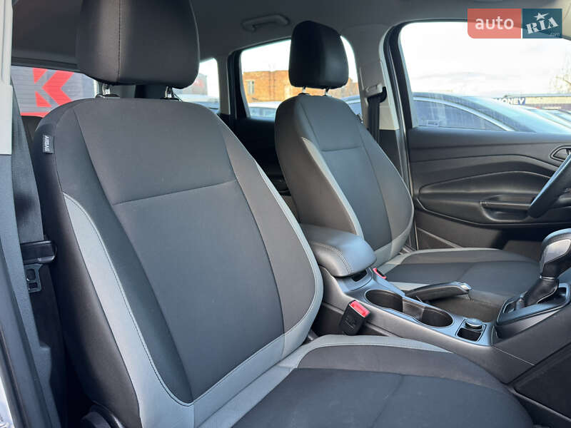 Внедорожник / Кроссовер Ford Escape 2015 в Виннице