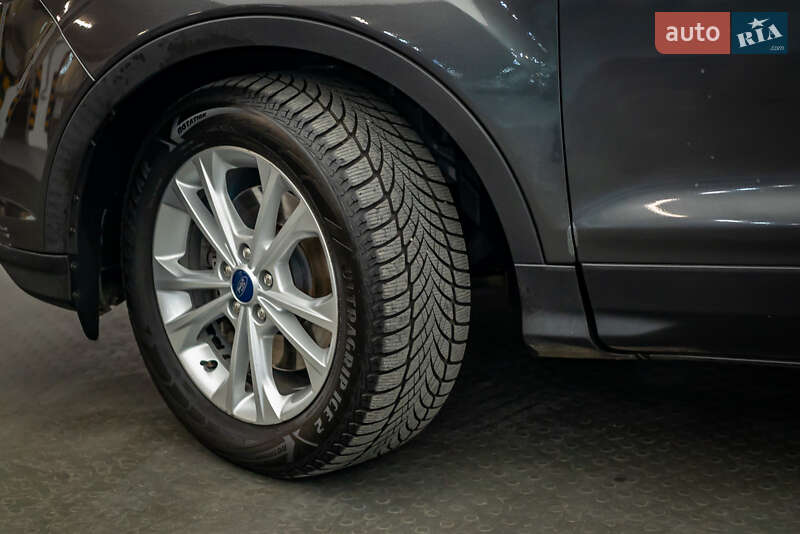 Позашляховик / Кросовер Ford Escape 2018 в Києві