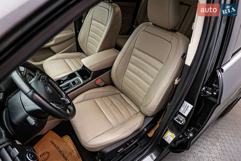 Позашляховик / Кросовер Ford Escape 2018 в Києві