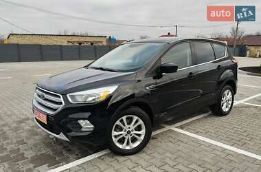 Внедорожник / Кроссовер Ford Escape 2017 в Дубно