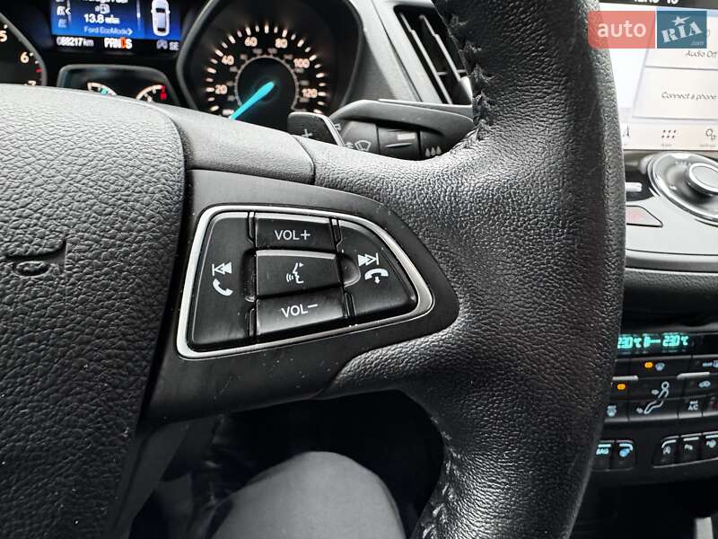 Позашляховик / Кросовер Ford Escape 2017 в Києві