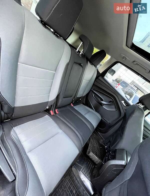 Позашляховик / Кросовер Ford Escape 2014 в Кривому Розі фото 7 Позашляховик / Кросовер Ford Escape 2014 в Кривому Розі