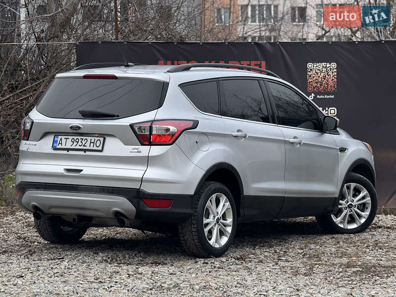 Позашляховик / Кросовер Ford Escape 2018 в Івано-Франківську