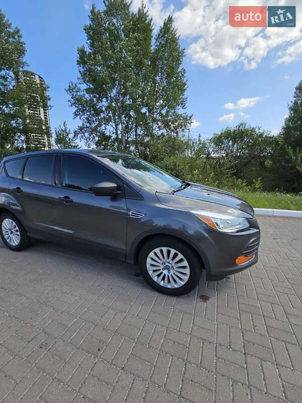 Внедорожник / Кроссовер Ford Escape 2015 в Киеве фото 13 Внедорожник / Кроссовер Ford Escape 2015 в Киеве