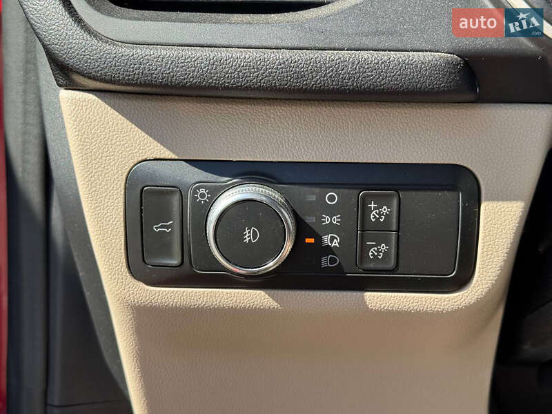 Позашляховик / Кросовер Ford Escape 2021 в Києві фото 10 Позашляховик / Кросовер Ford Escape 2021 в Києві