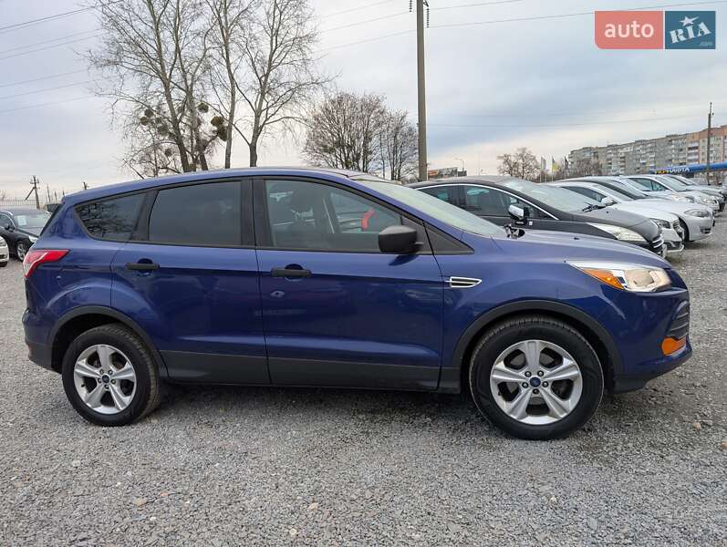 Позашляховик / Кросовер Ford Escape 2015 в Рівному