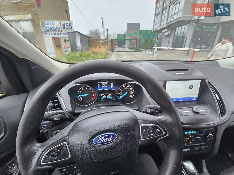Внедорожник / Кроссовер Ford Escape 2017 в Днепре фото 23 Внедорожник / Кроссовер Ford Escape 2017 в Днепре