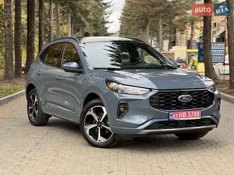 Позашляховик / Кросовер Ford Escape 2023 в Львові