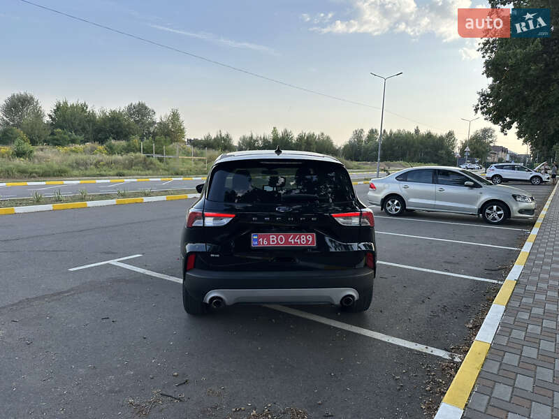 Внедорожник / Кроссовер Ford Escape 2021 в Киеве