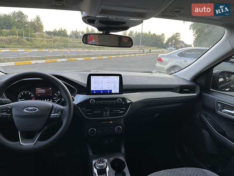 Внедорожник / Кроссовер Ford Escape 2021 в Киеве