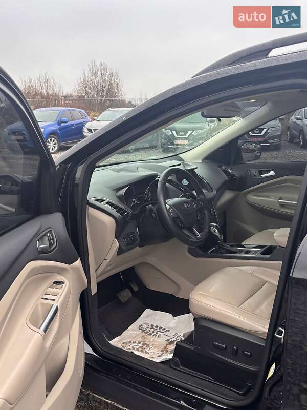 Позашляховик / Кросовер Ford Escape 2018 в Львові