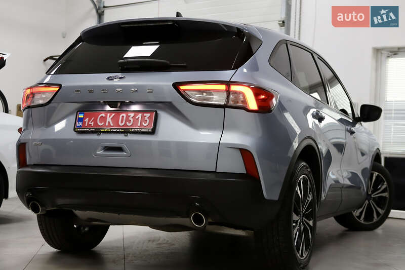 Позашляховик / Кросовер Ford Escape 2023 в Дрогобичі