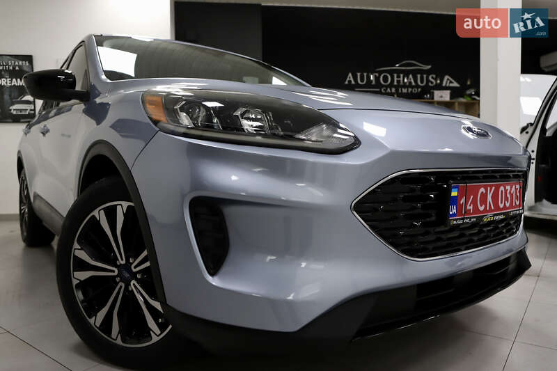 Позашляховик / Кросовер Ford Escape 2023 в Дрогобичі