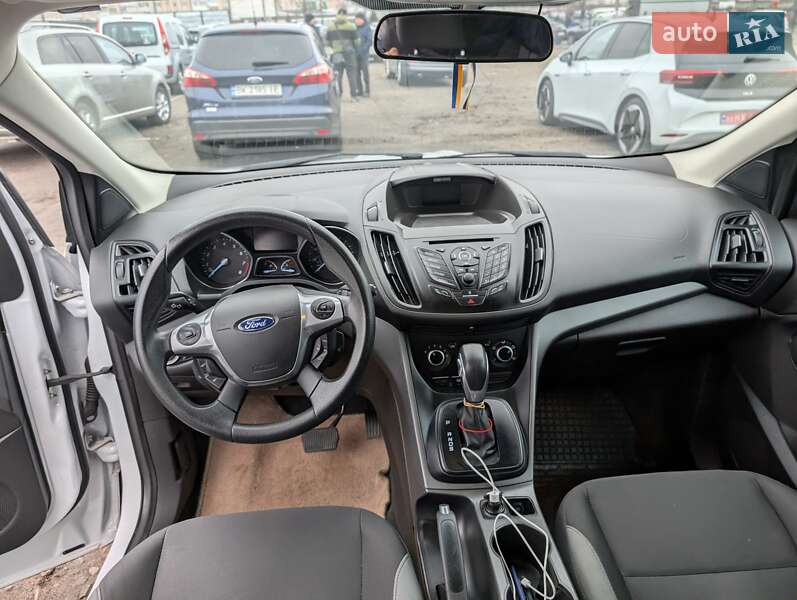 Внедорожник / Кроссовер Ford Escape 2014 в Ровно
