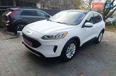 Внедорожник / Кроссовер Ford Escape 2020 в Нововолынске