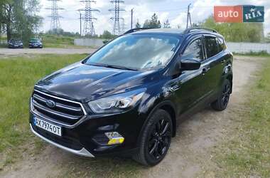 Позашляховик / Кросовер Ford Escape 2018 в Києві