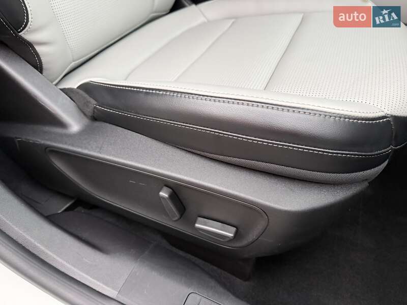 Позашляховик / Кросовер Ford Escape 2023 в Києві