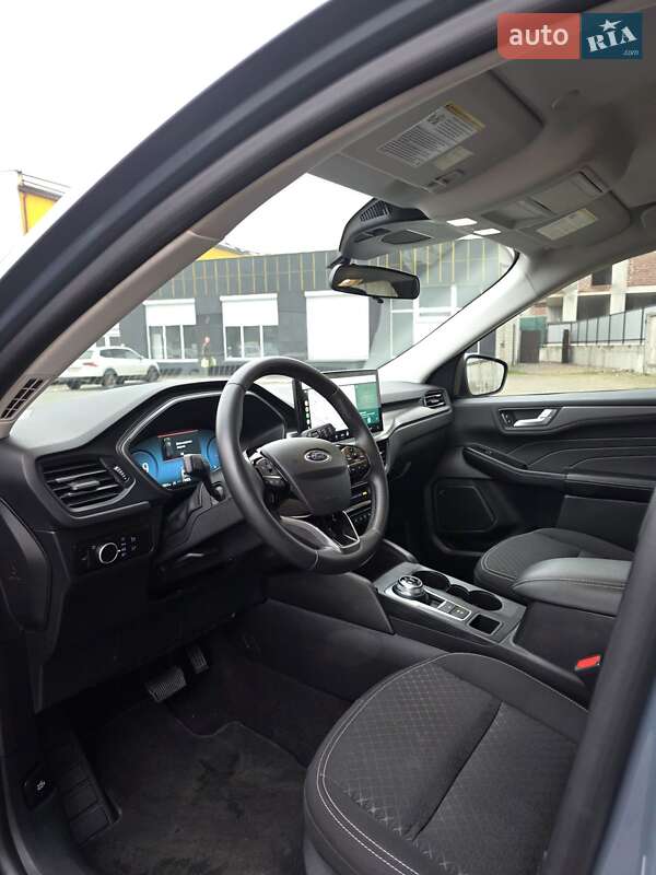 Позашляховик / Кросовер Ford Escape 2024 в Львові