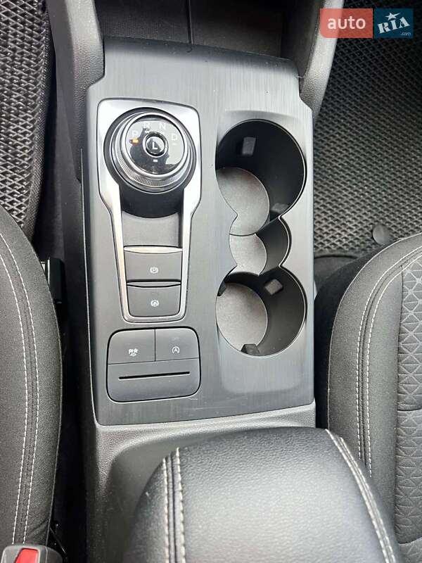 Позашляховик / Кросовер Ford Escape 2024 в Рівному фото 19 Позашляховик / Кросовер Ford Escape 2024 в Рівному