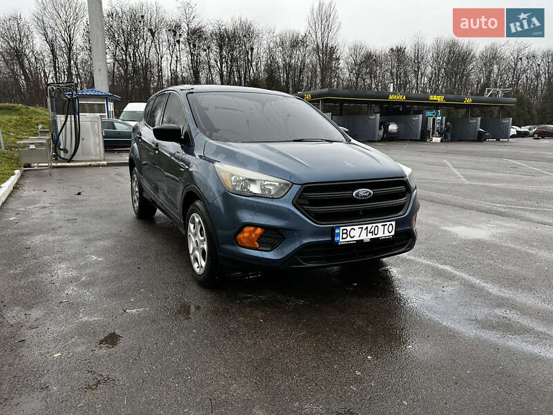 Внедорожник / Кроссовер Ford Escape 2017 в Львове