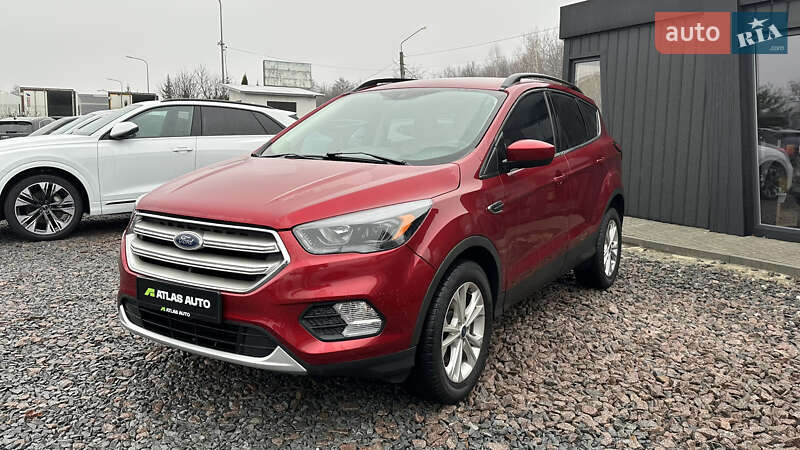 Внедорожник / Кроссовер Ford Escape 2018 в Львове