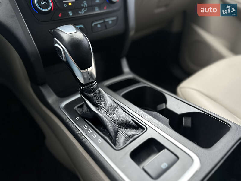 Внедорожник / Кроссовер Ford Escape 2018 в Львове