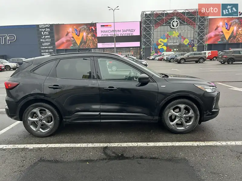 Ford Escape 2023 VIN 1FMCU0MN6PUB38888 фото оголошення 9 з 76