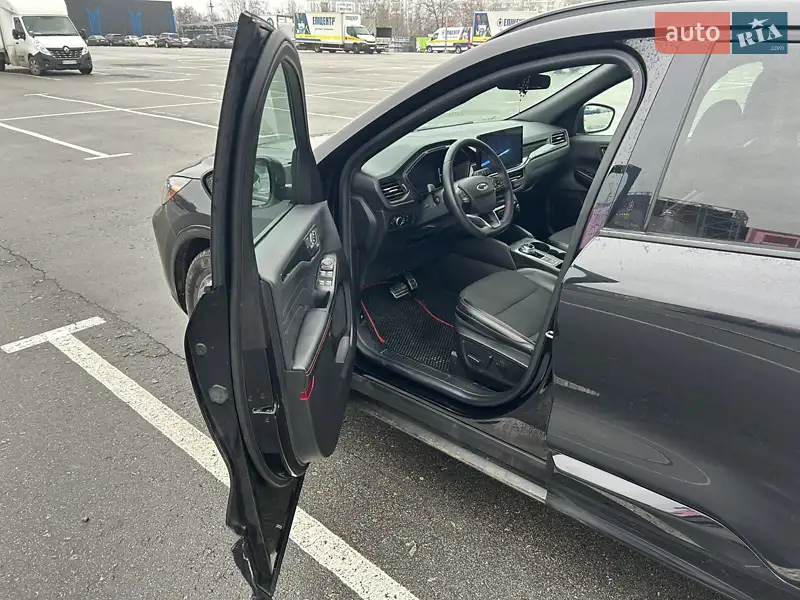 Ford Escape 2023 VIN 1FMCU0MN6PUB38888 фото оголошення 11 з 76