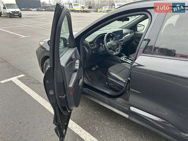 Внедорожник / Кроссовер Ford Escape 2023 в Киеве