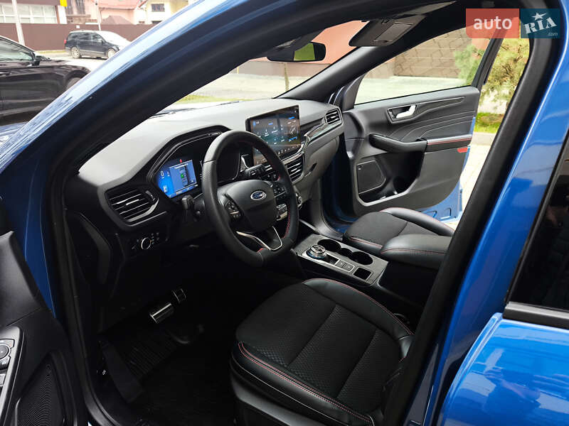 Внедорожник / Кроссовер Ford Escape 2023 в Ивано-Франковске