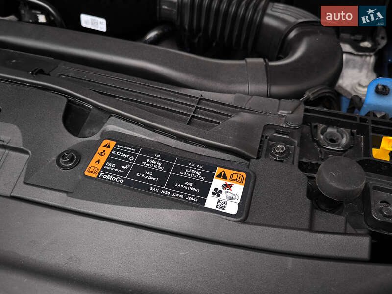 Внедорожник / Кроссовер Ford Escape 2023 в Ивано-Франковске