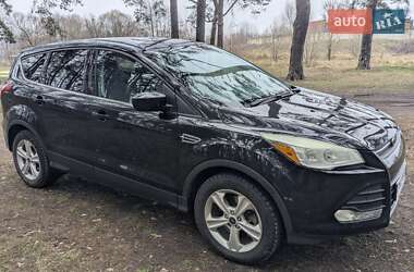 Внедорожник / Кроссовер Ford Escape 2015 в Сумах
