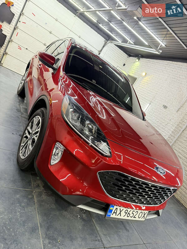Внедорожник / Кроссовер Ford Escape 2021 в Харькове