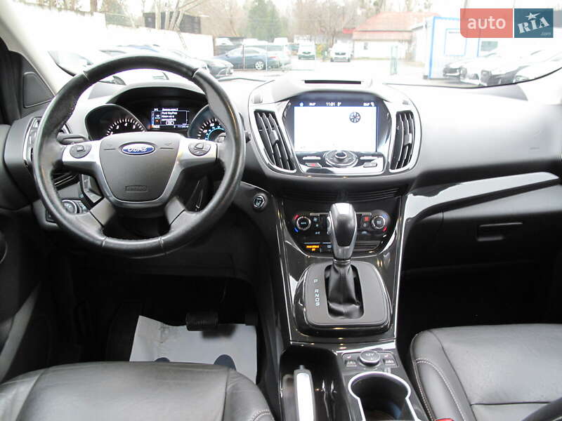 Внедорожник / Кроссовер Ford Escape 2016 в Киеве