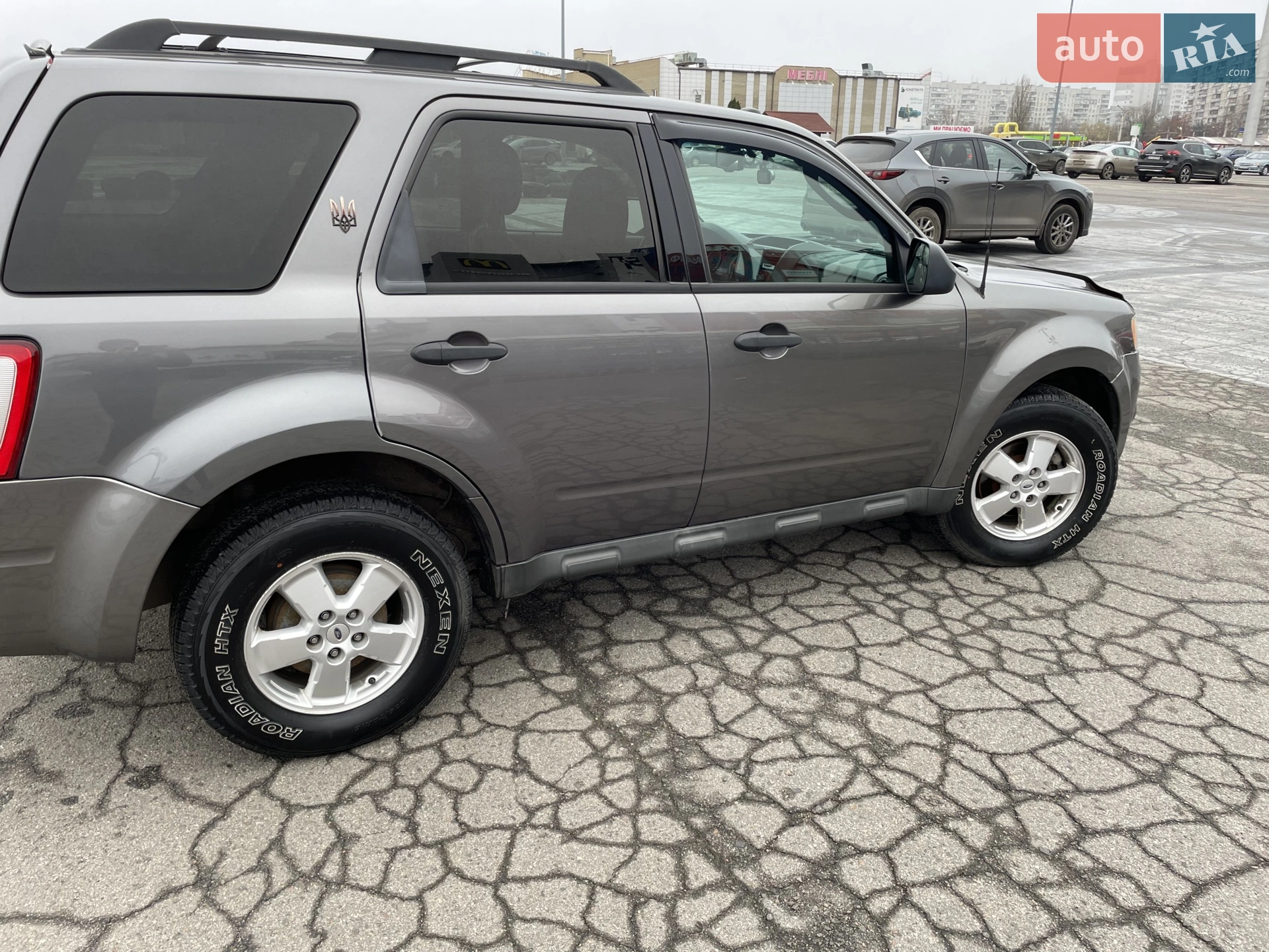 2010 Ford Escape - мініатюра 2
