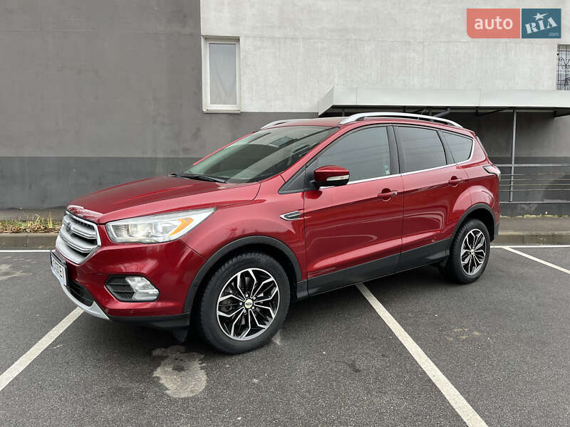 Внедорожник / Кроссовер Ford Escape 2017 в Вышгороде фото Внедорожник / Кроссовер Ford Escape 2017 в Вышгороде