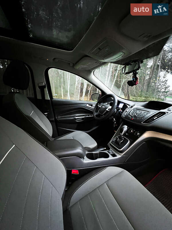 Внедорожник / Кроссовер Ford Escape 2014 в Киеве