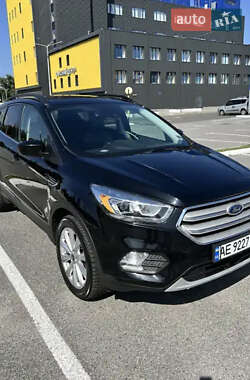 Позашляховик / Кросовер Ford Escape 2019 в Дніпрі