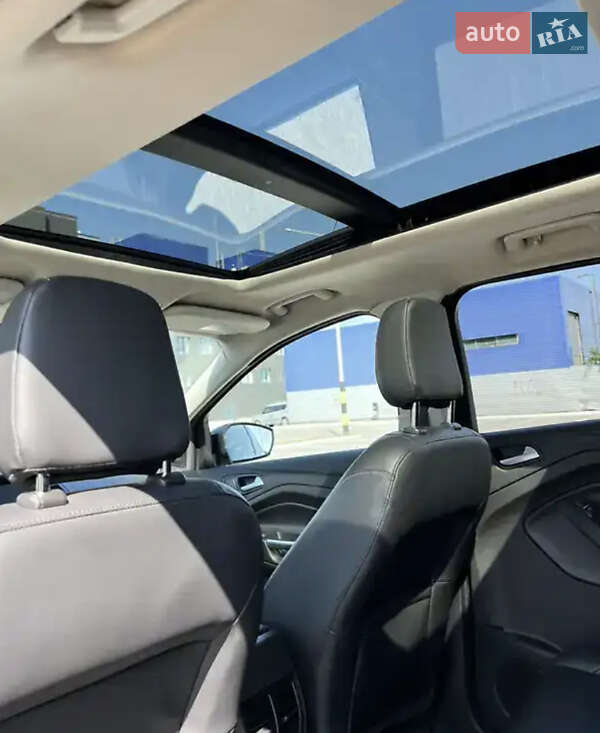 Позашляховик / Кросовер Ford Escape 2019 в Дніпрі