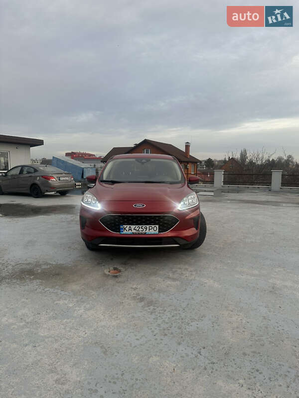 Внедорожник / Кроссовер Ford Escape 2019 в Киеве