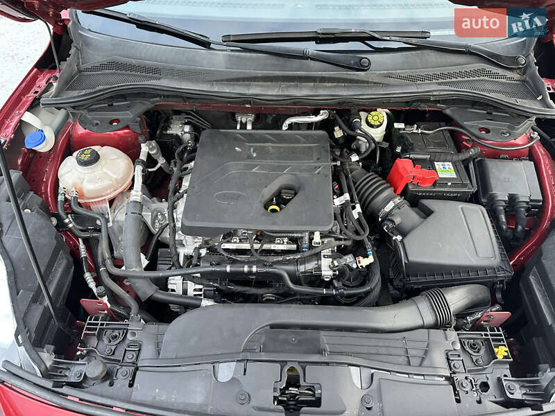 Внедорожник / Кроссовер Ford Escape 2019 в Киеве