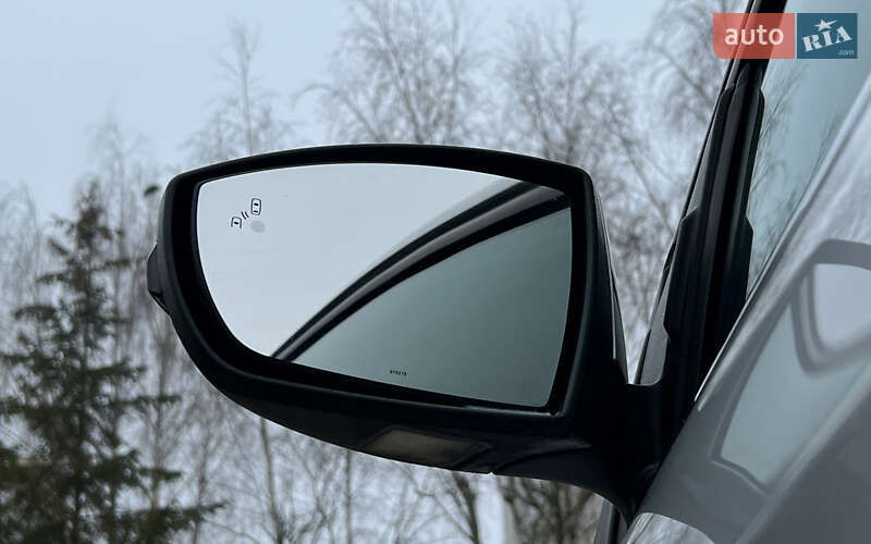 Позашляховик / Кросовер Ford Escape 2015 в Львові