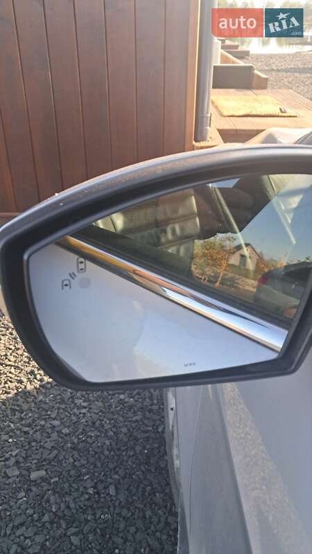 Внедорожник / Кроссовер Ford Escape 2015 в Нововолынске